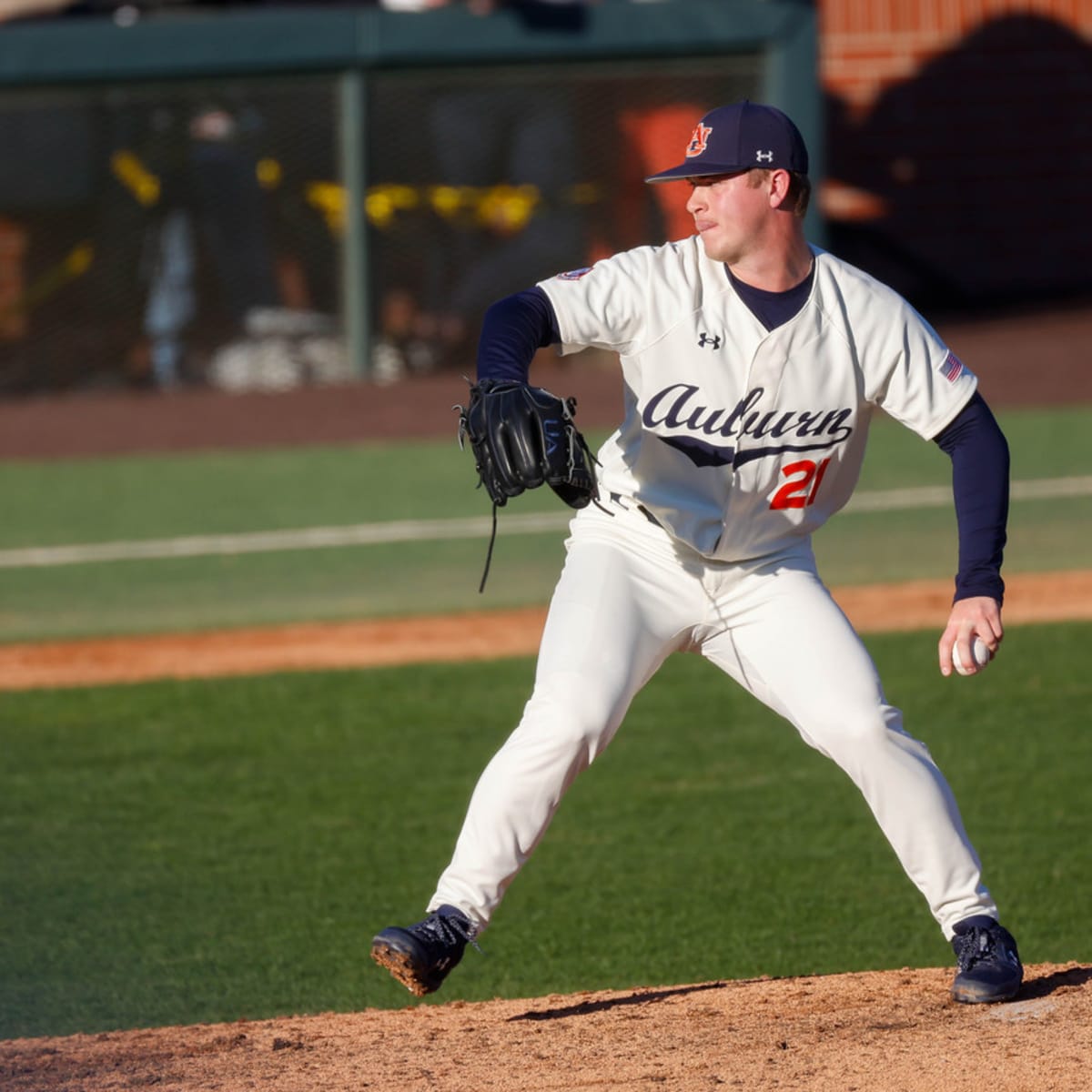 Georgia baseball defeats Auburn for first SEC win, Georgia Sports