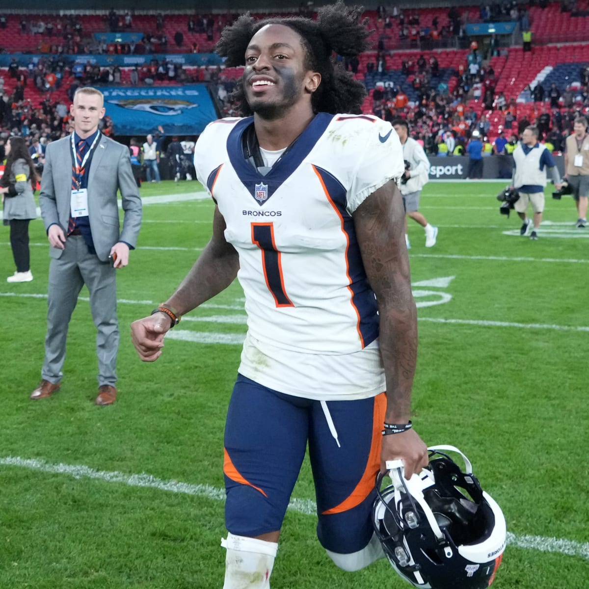 KJ Hamler will wear #13 : r/DenverBroncos