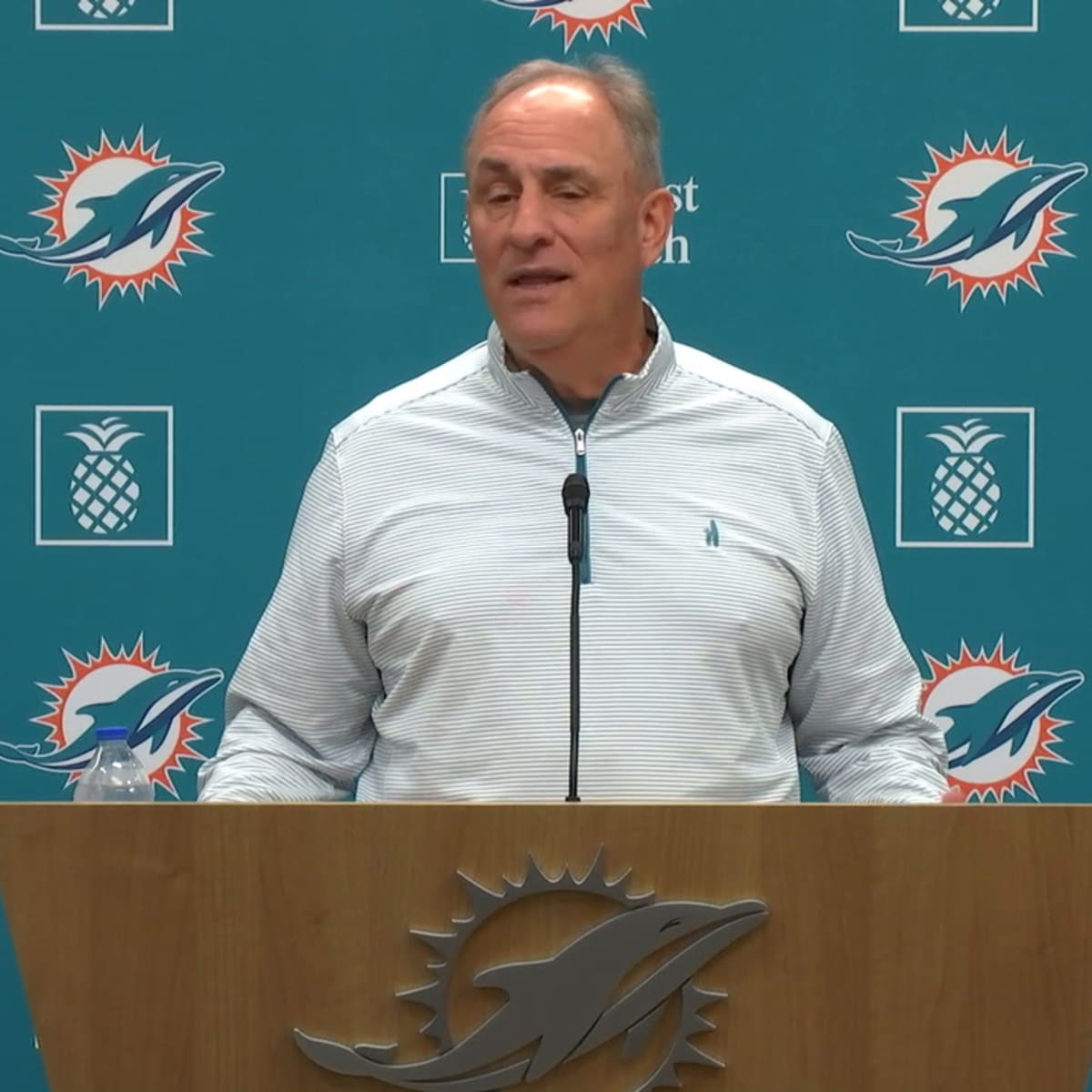 Dolphins hire Vic Fangio: Why that matters to the Eagles - Bleeding Green  Nation