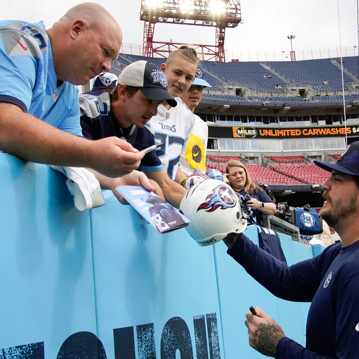 How to Watch Tennessee Titans' Game With Cincinnati Bengals on FOX on  Sunday in Nashville Tennessee - Sports Illustrated Tennessee Titans News,  Analysis and More