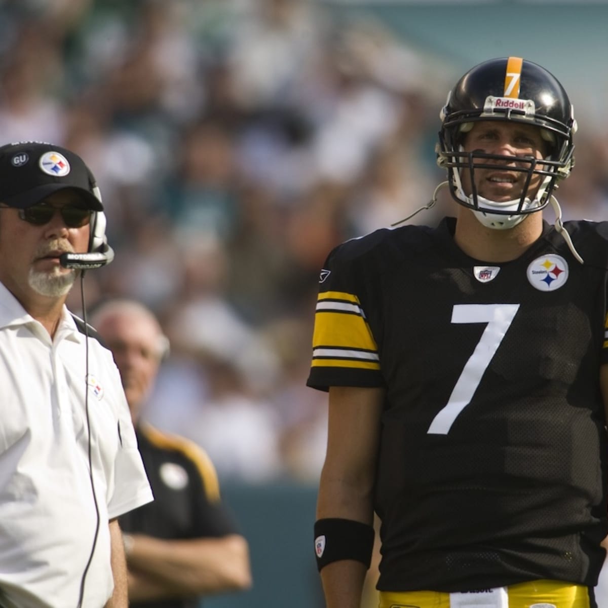 Steelers QB Ben Roethlisberger's advice to Colts QB Andrew Luck: Be.. -  ABC7 Chicago