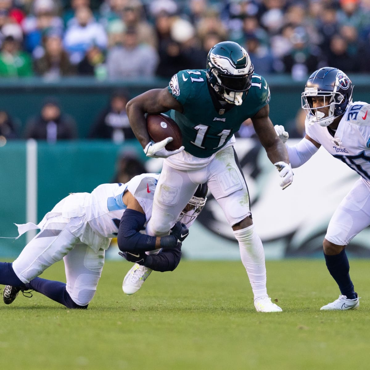 A.J. Brown Shocked at How Intense Eagles Fans Are