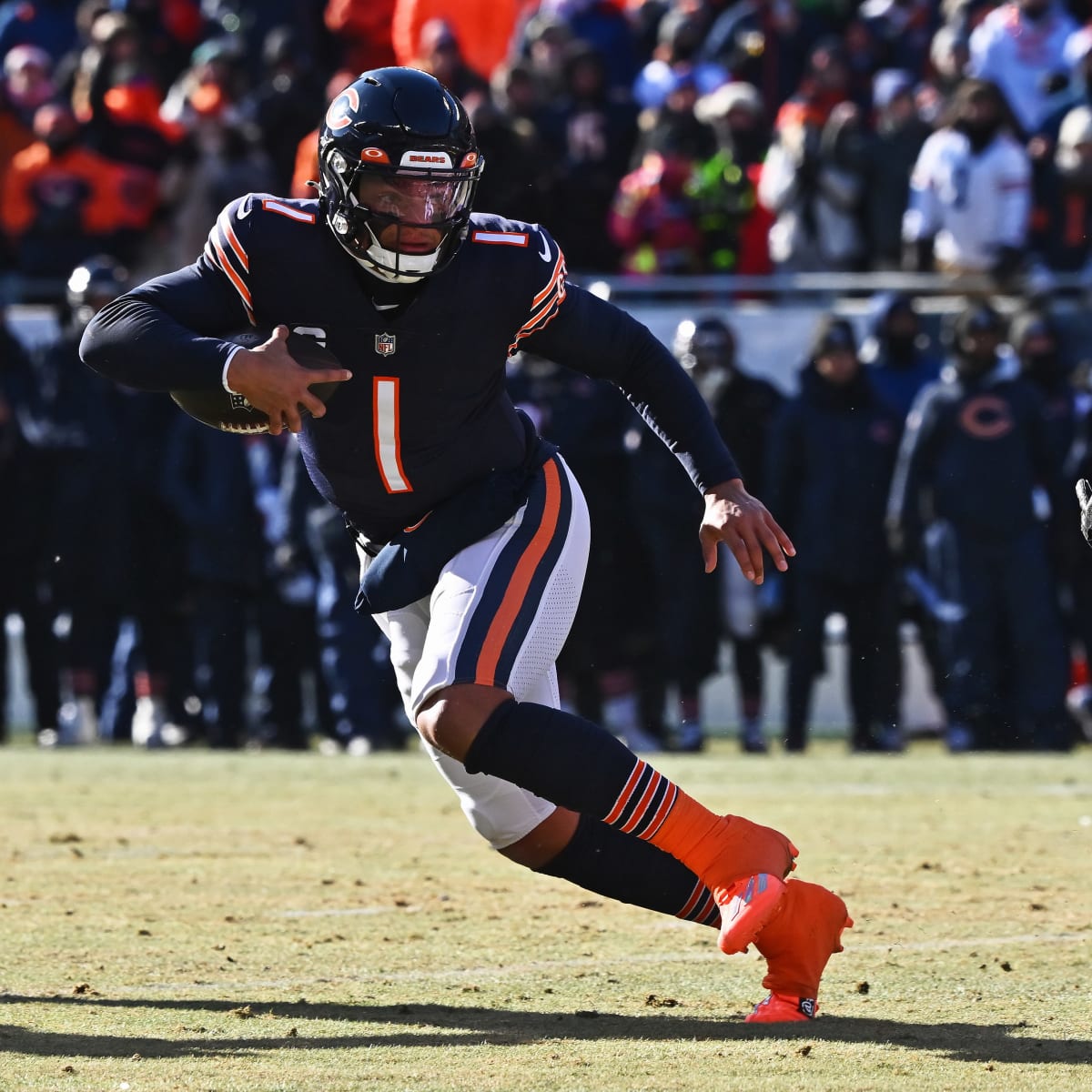 Former Ohio State Quarterback Justin Fields Accounts for 175 Total Yards,  Two Touchdowns in NFL Preseason Debut with Chicago Bears