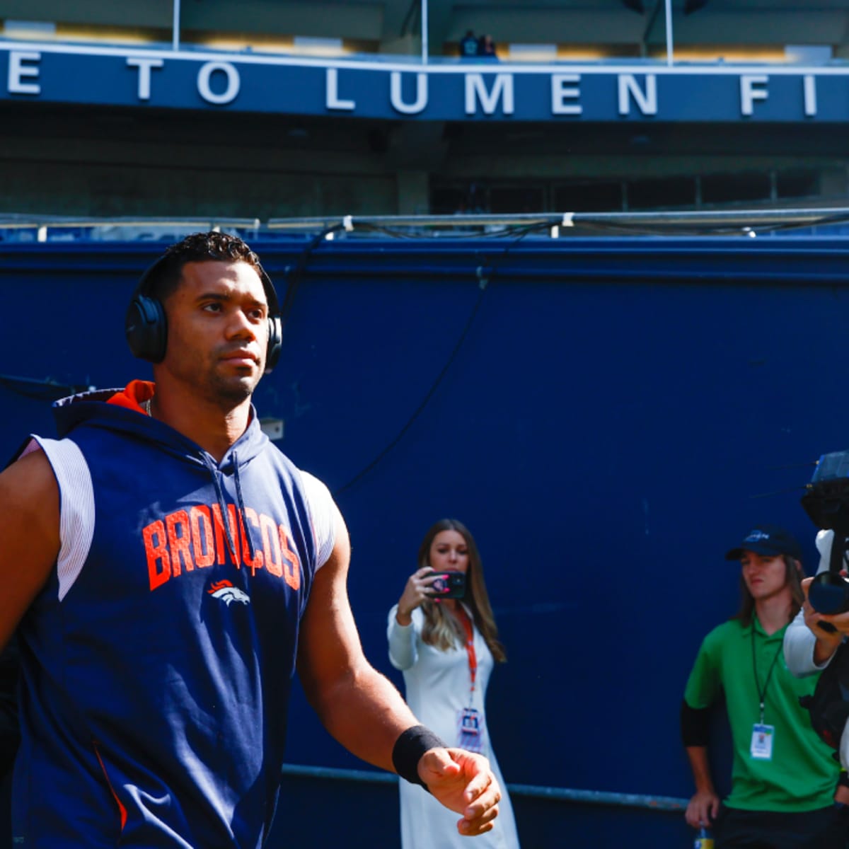 Russell Wilson Declined Two Trade Offers Before Trade To Denver, The Spun