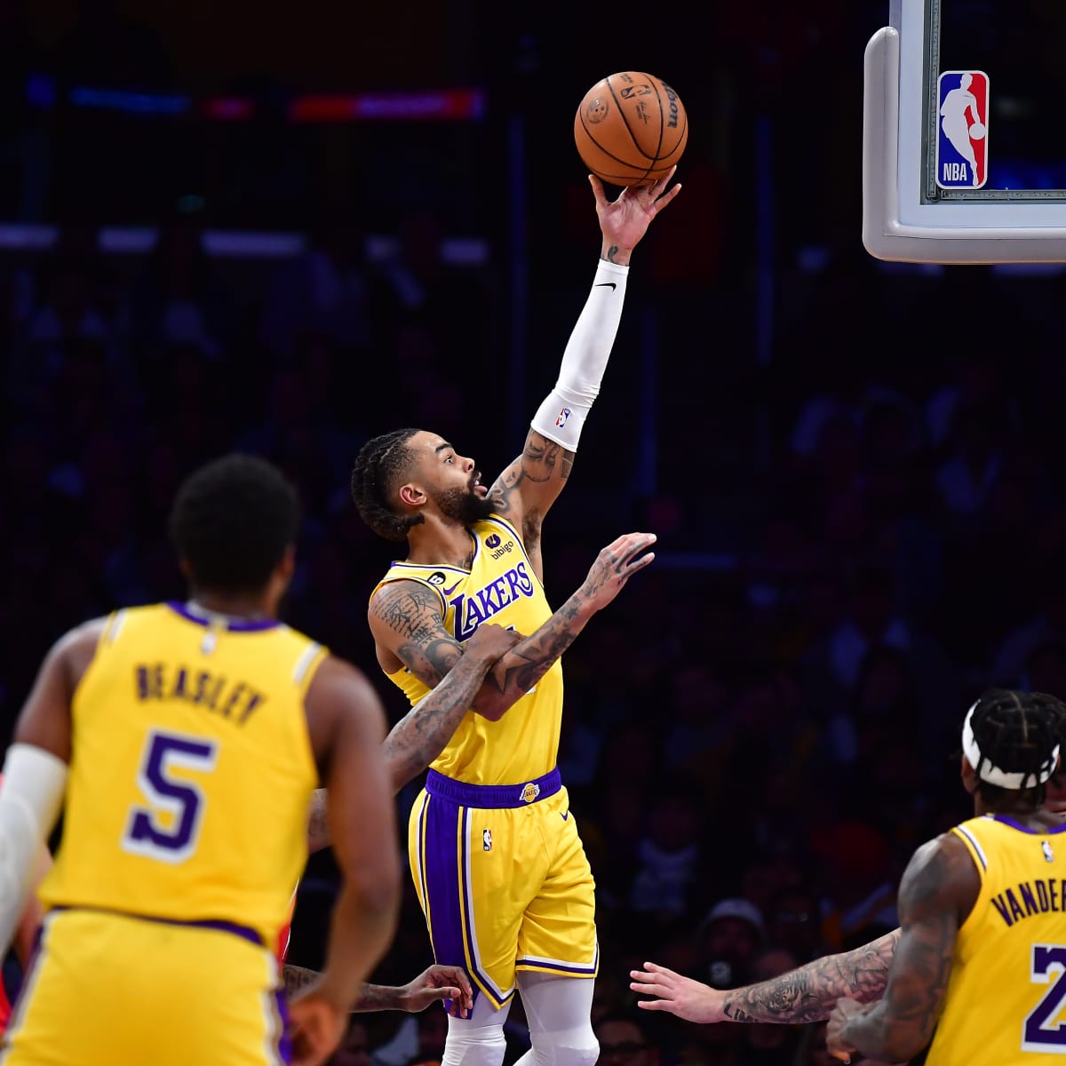 Los Angeles Lakers: “He's 37!” - Malik (probably) in 2023