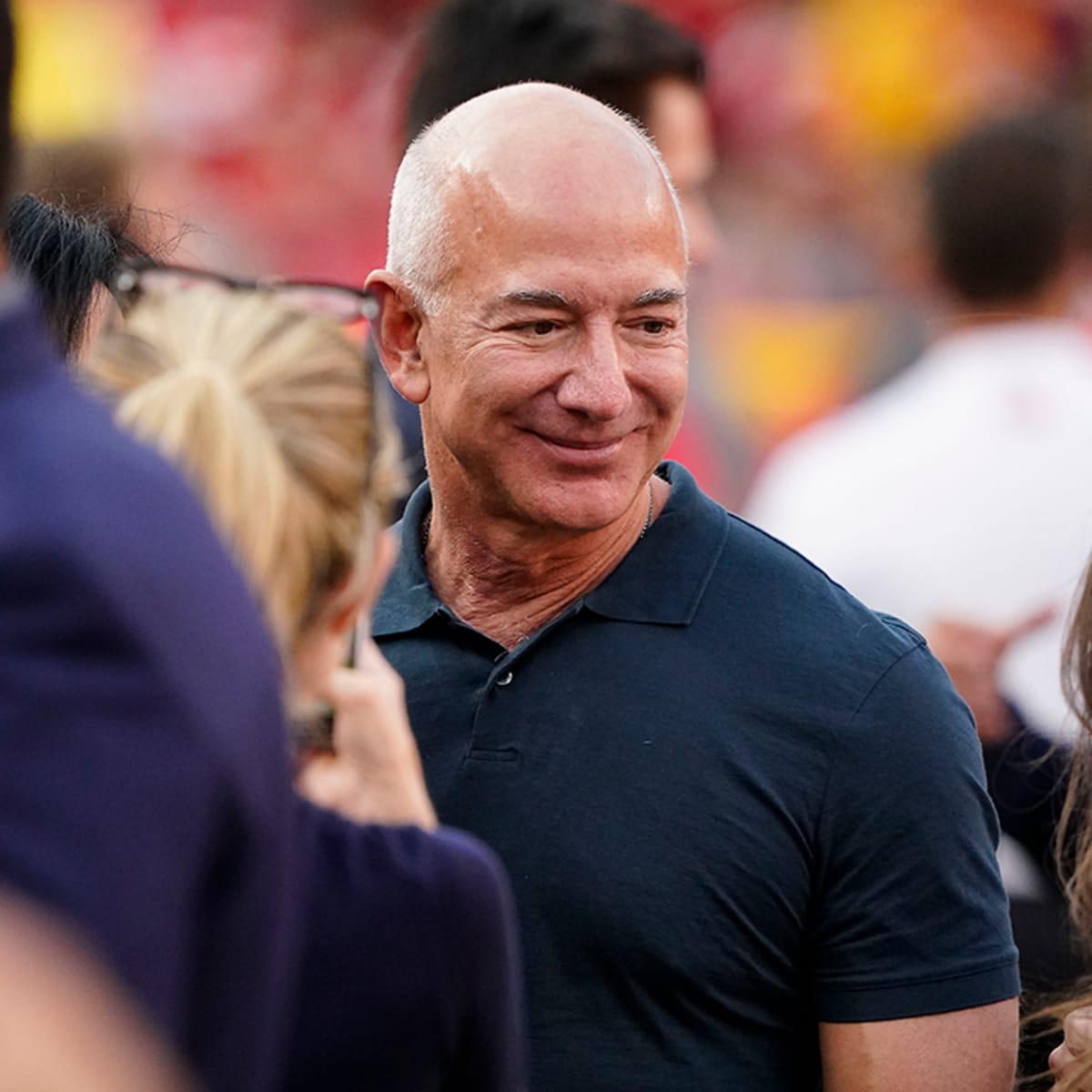 Jeff Bezos Not Allowed to Place Bid on Commanders, per Reports