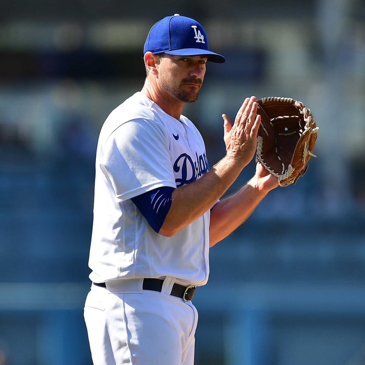 Dodgers News: Top LA Prospect Suffers Apparent Hand Injury - Inside the  Dodgers