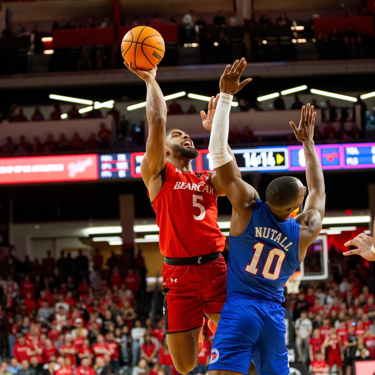 UC Bearcats basketball player David DeJulius donating proceeds