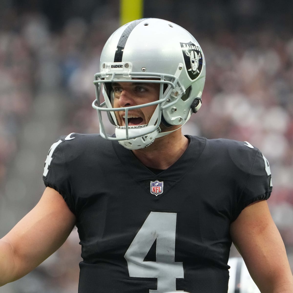 Derek Carr sweepstakes begin with Jets and Saints at the top