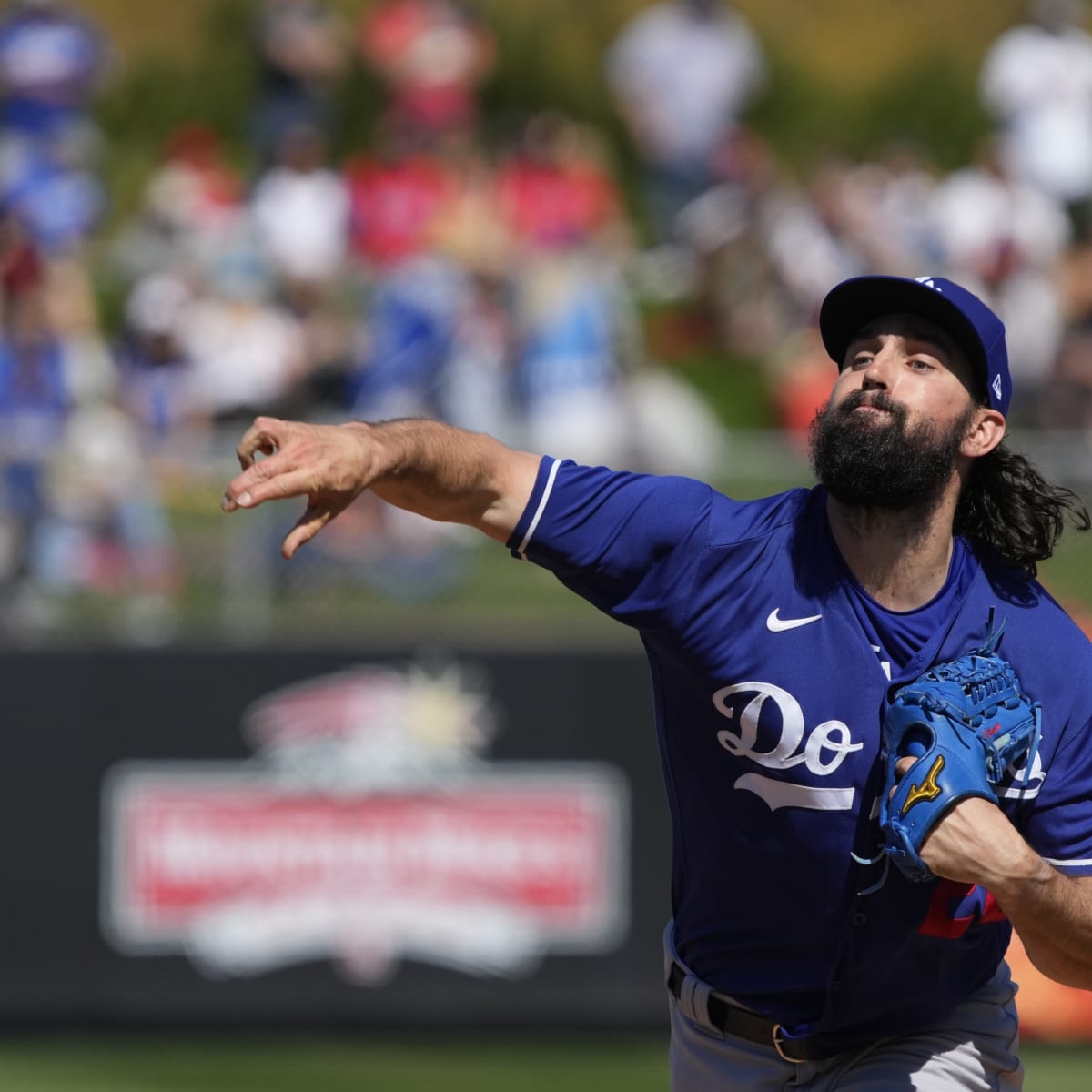 Dodgers' Tony Gonsolin pitching like an All-Star, embracing his inner cat