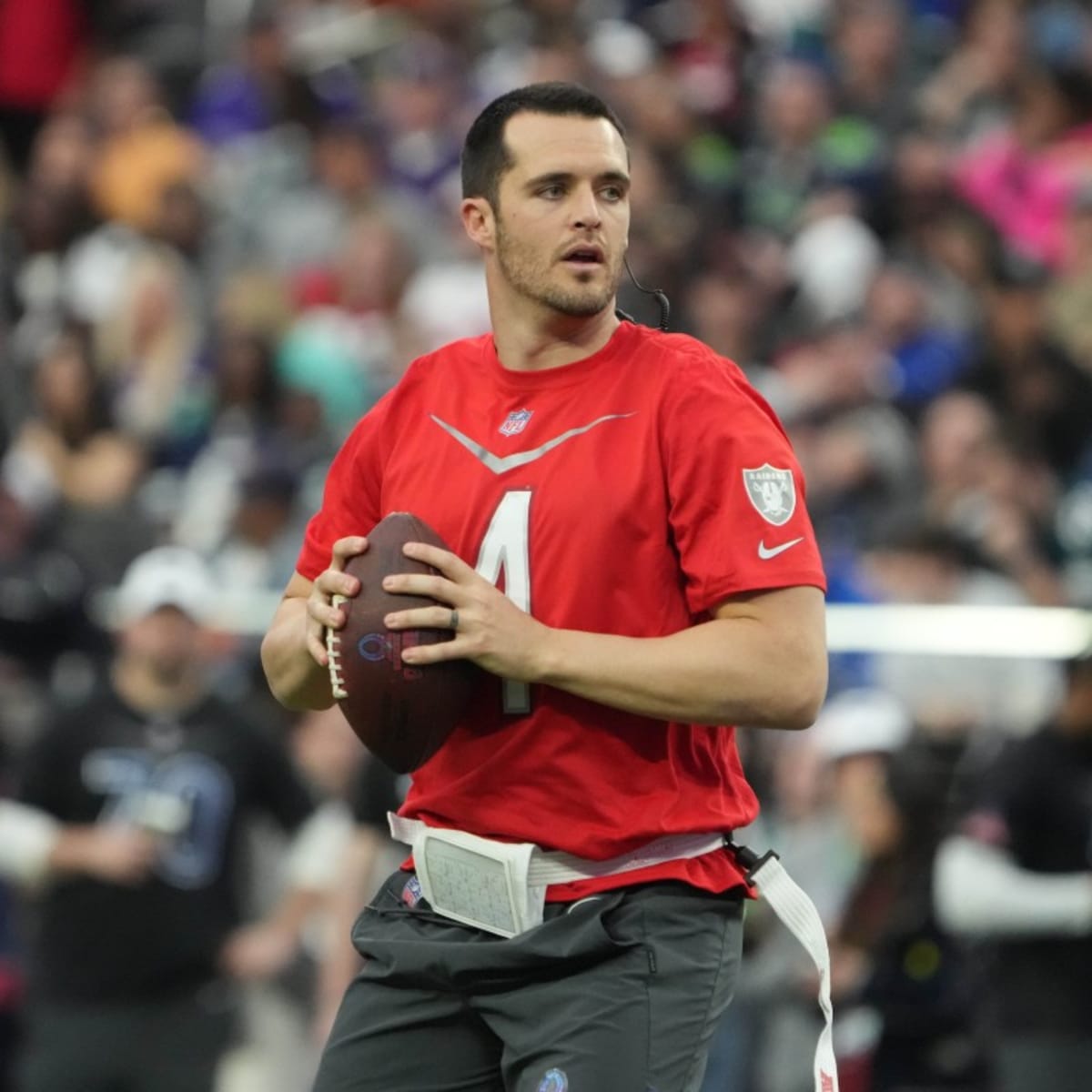 Derek Carr Signing Could Be Good News for Tennessee Titans' Offseason Plans  - Sports Illustrated Tennessee Titans News, Analysis and More