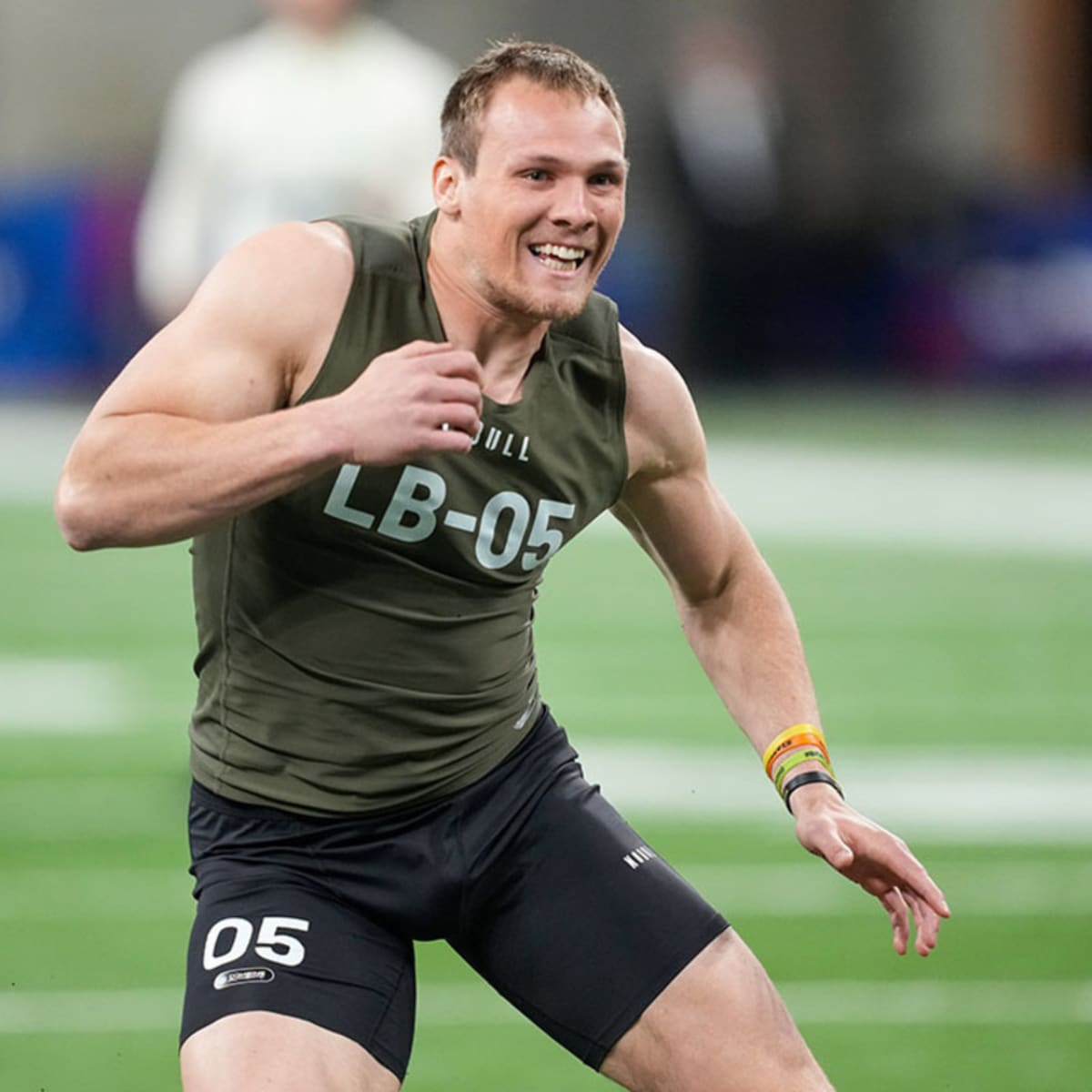Former Iowa linebacker Jack Campbell embracing preparation for NFL Draft -  The Daily Iowan