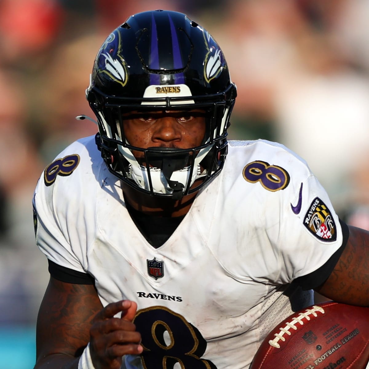 Ravens Indicating to Free Agents Baltimore 'Not Committing' to Signing Lamar  Jackson, Claims ESPN - Sports Illustrated Baltimore Ravens News, Analysis  and More