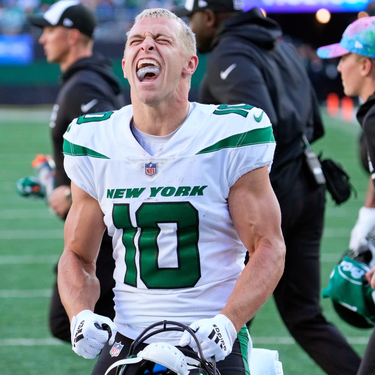 Broadway Joe Fired Up for Aaron Rodgers-led Jets - Sports Illustrated New  York Jets News, Analysis and More