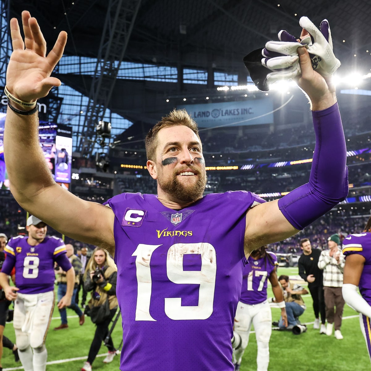 All-Pro Minnesota Viking receiver Adam Thielen leads 2018 Hyvee/Sanford  Legends list