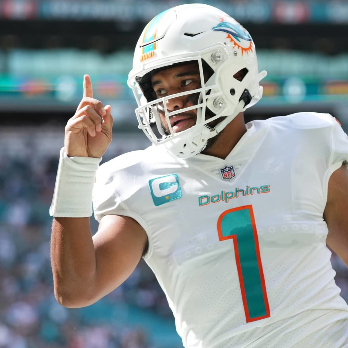 Fantasy Insider Report: Dolphins (and Fantasy Managers) Need a Healthy Tua  Tagovailoa - Sports Illustrated