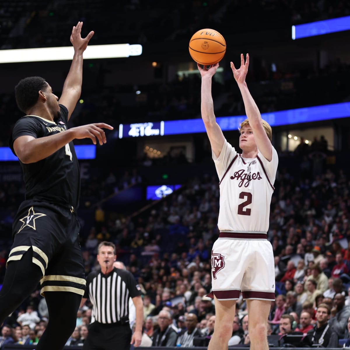 Texas A&M Aggies drop SEC title game to Vanderbilt Commodores