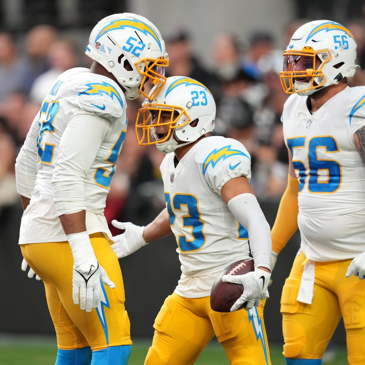 Chargers News: NFL, NFLPA approves first-ever position-specific helmets -  Bolts From The Blue