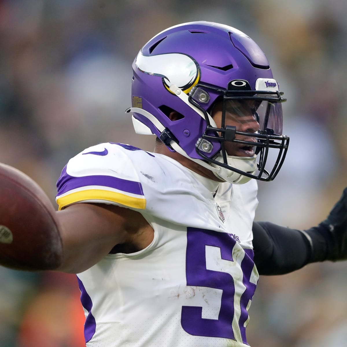 REPORT: Vikings Restructure LB Jordan Hicks 