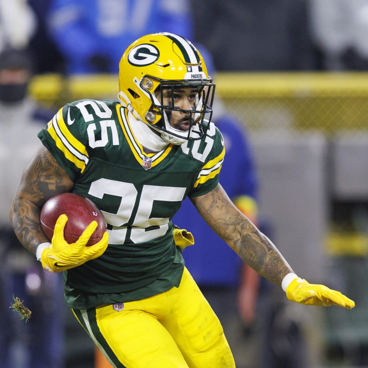 Packers RB AJ Dillon's Career at 'Crossroads' as He Seeks New Contract -  Sports Illustrated Green Bay Packers News, Analysis and More