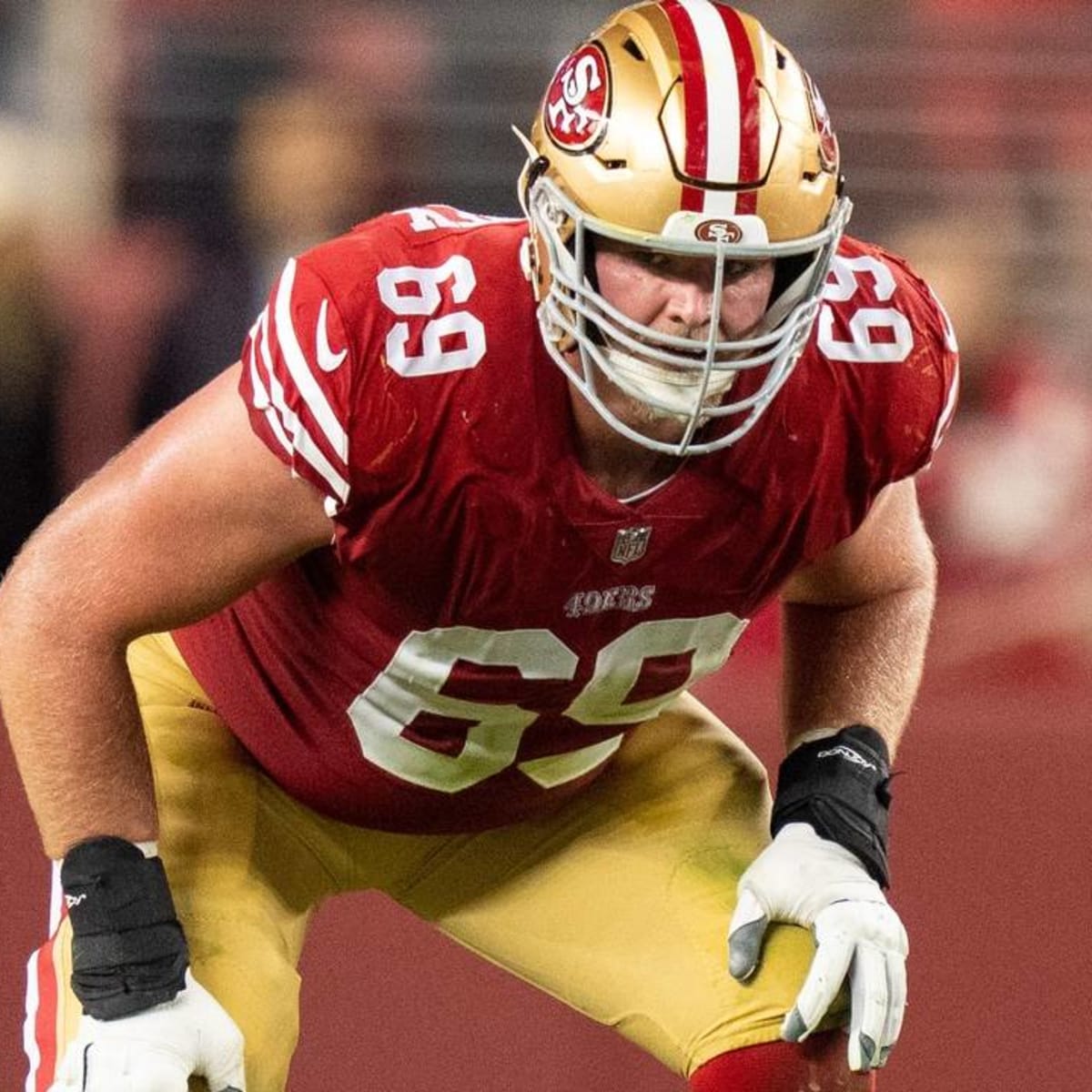 Broncos sign RT Mike McGlinchey