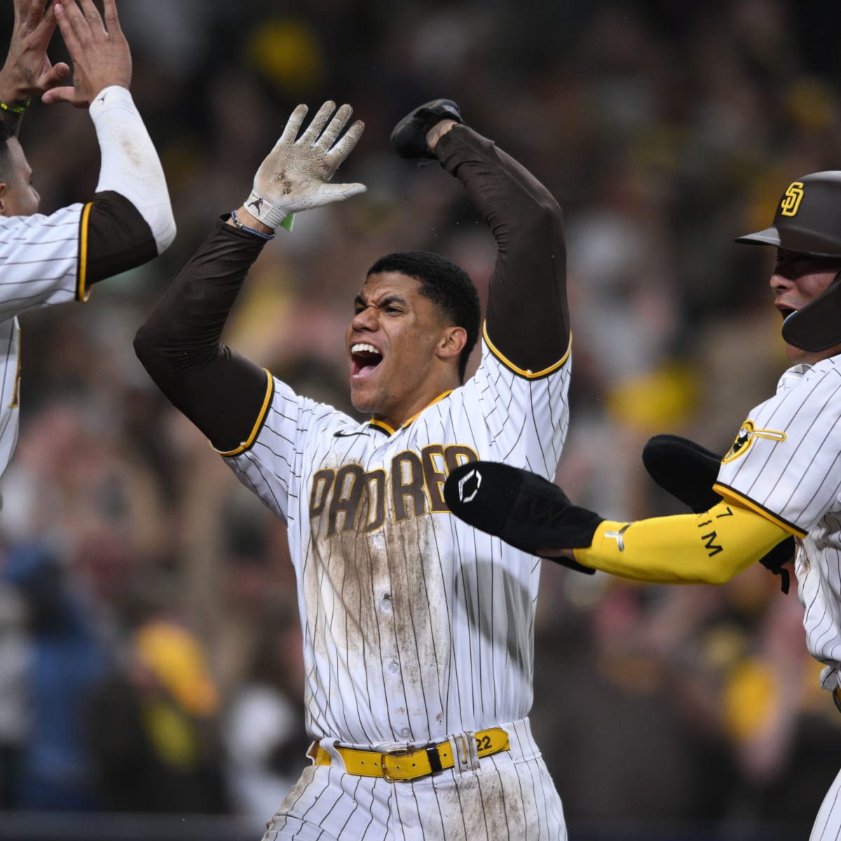 MLB to air San Diego Padres games after Diamond Sports stops payments
