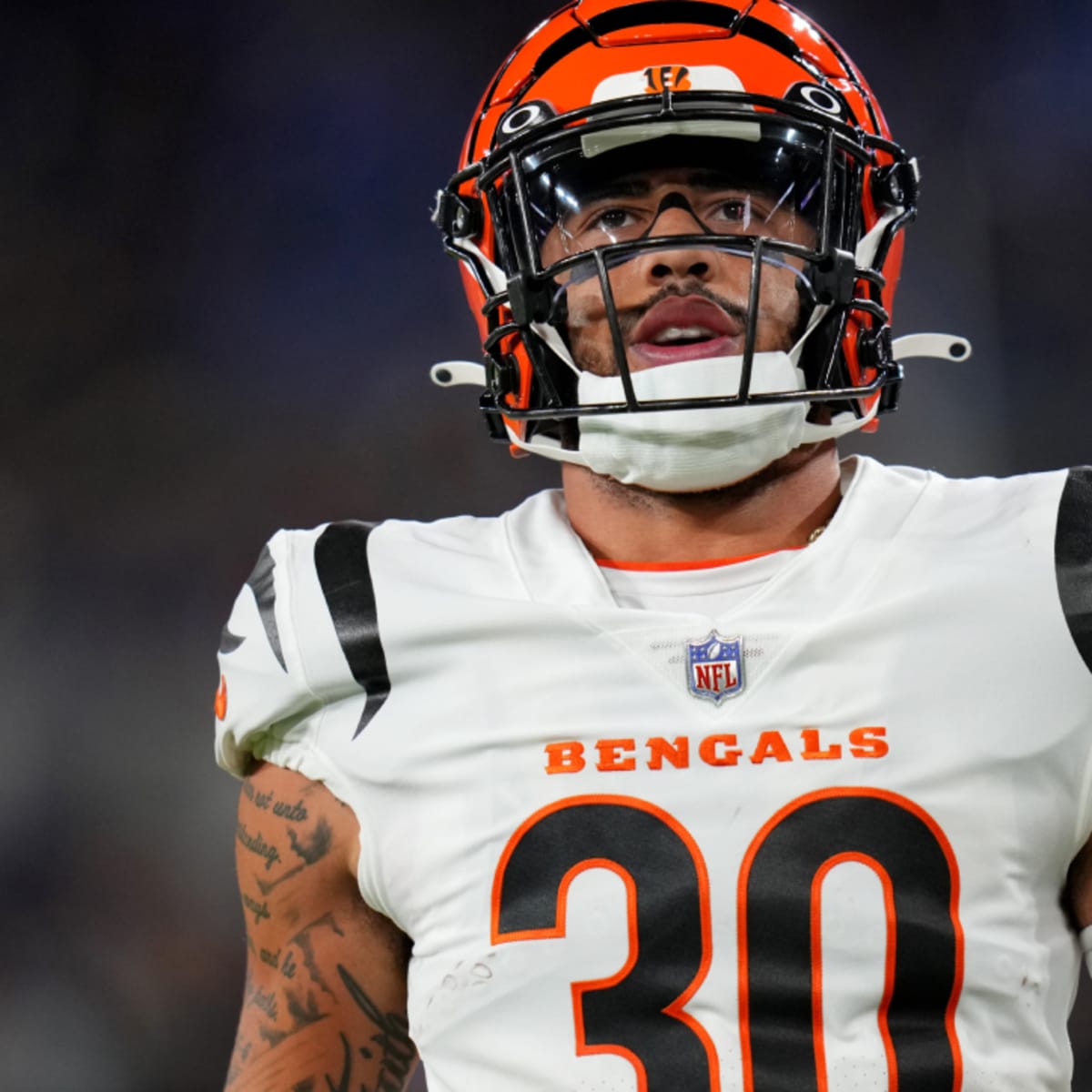 Falcons Ink Former Bengals Star Jessie Bates to Huge Four-Year Deal, per  Report - Sports Illustrated