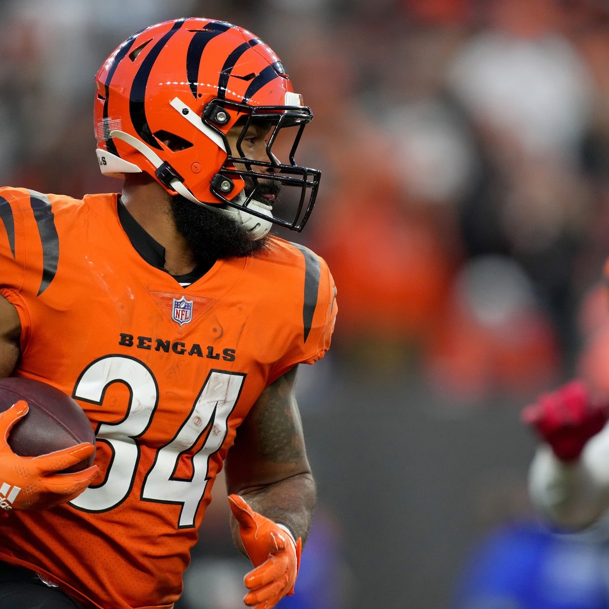 Denver Broncos' Deal With RB Samaje Perine: Contract Details & Grade -  Sports Illustrated Mile High Huddle: Denver Broncos News, Analysis and More