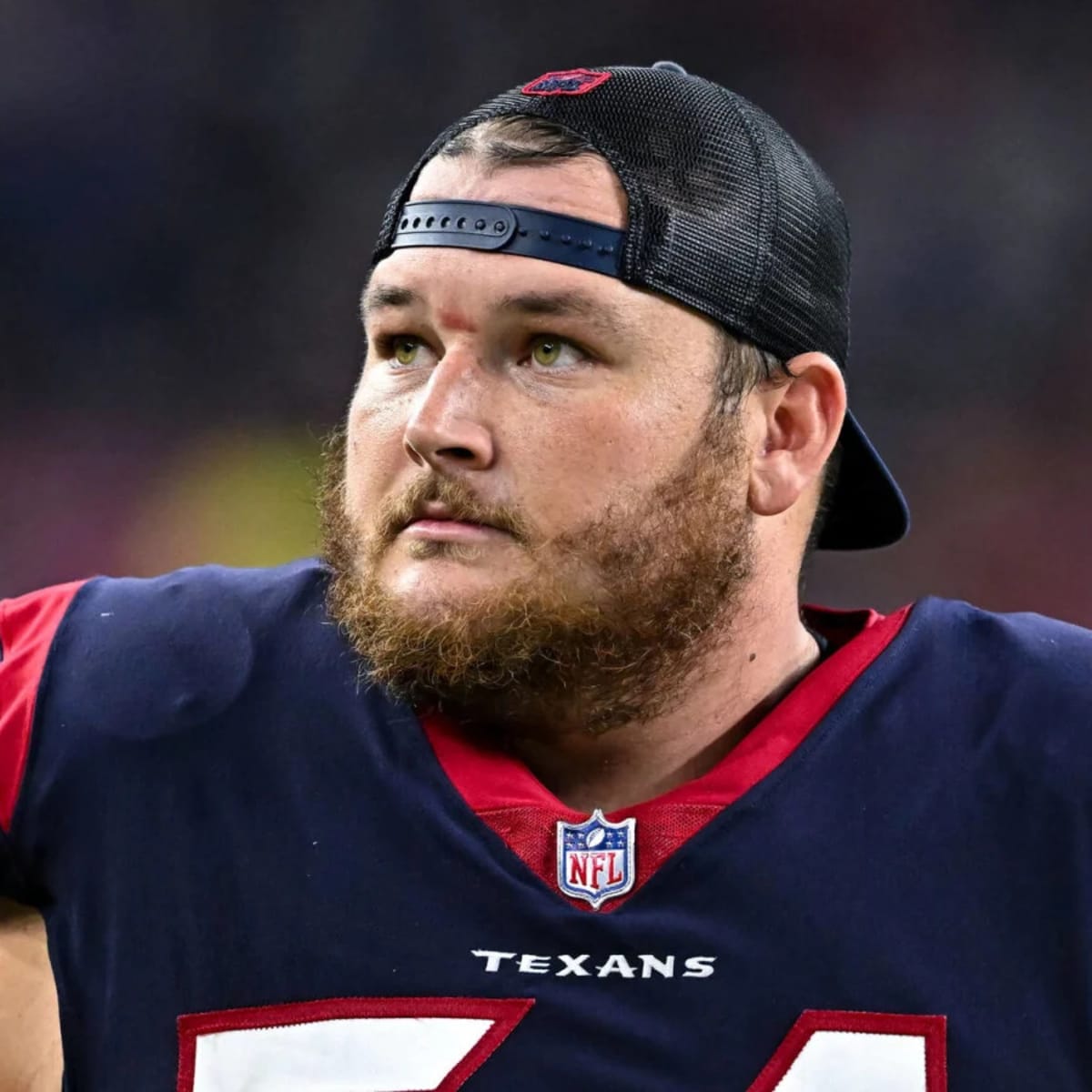 Brotherly Love: Scott Quessenberry Re-Signs With Houston Texans