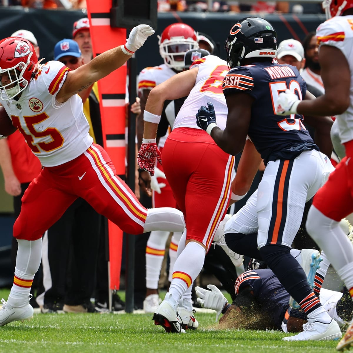 Chiefs re-sign FB Michael Burton, reports say