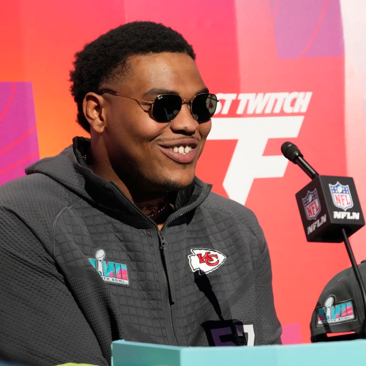 Bengals acquire top tackle Orlando Brown on massive four-year deal