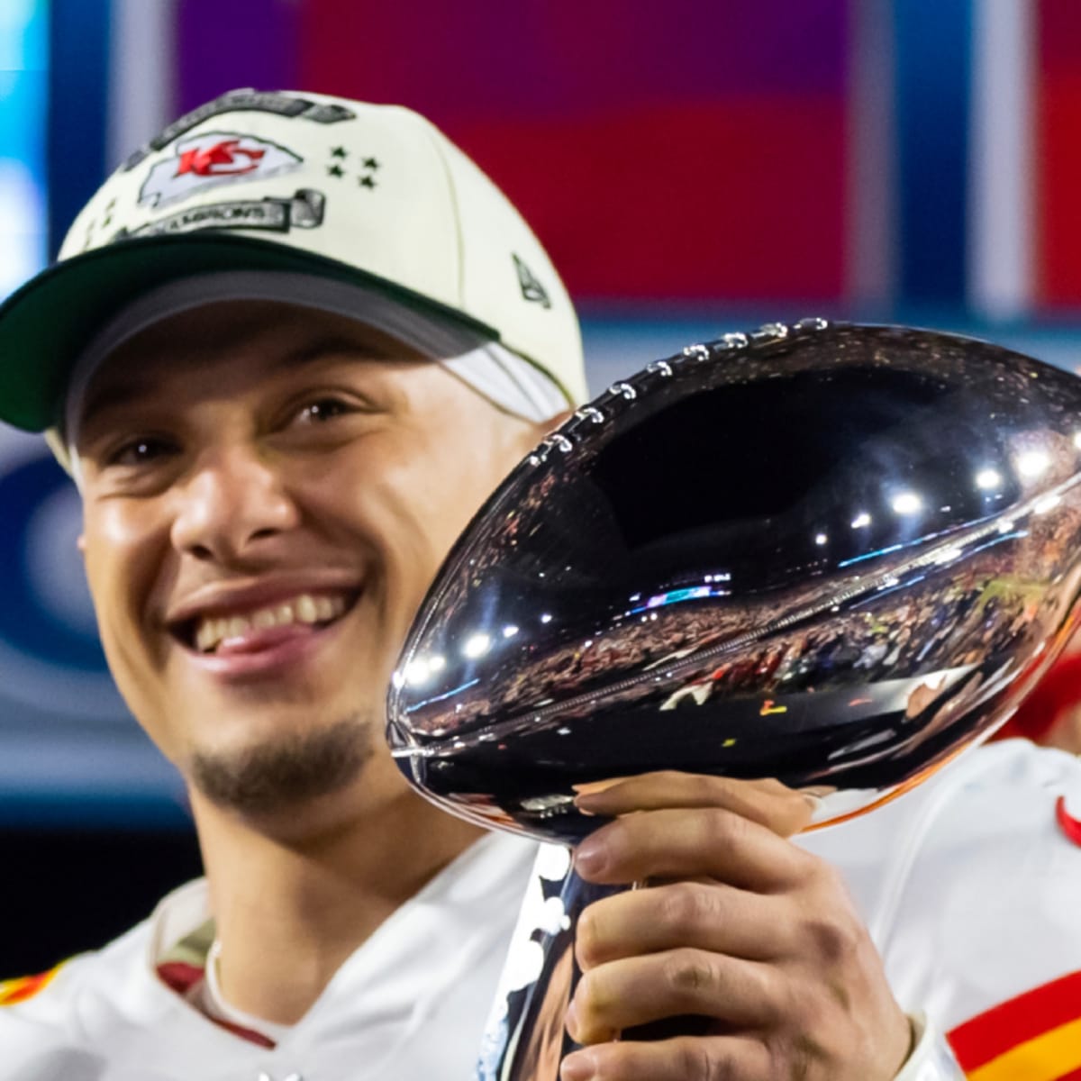 Chiefs and Patrick Mahomes agree to restructured deal to include