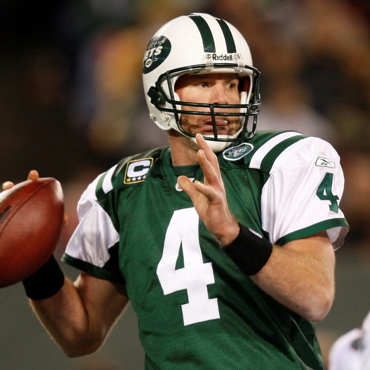 Brett Favre Traded to the New York Jets