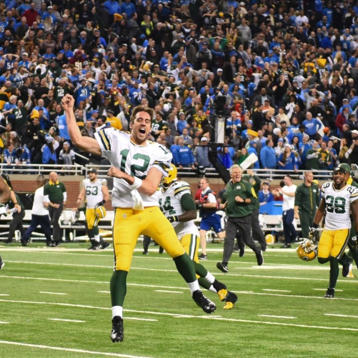 Watch: The Best of Packers QB Aaron Rodgers vs. Cowboys - Sports  Illustrated Green Bay Packers News, Analysis and More