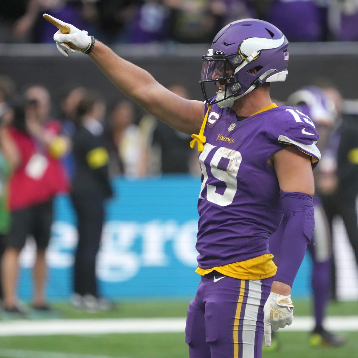 Watch: Adam Thielen makes his preseason debut with Panthers - Sports  Illustrated Minnesota Sports, News, Analysis, and More