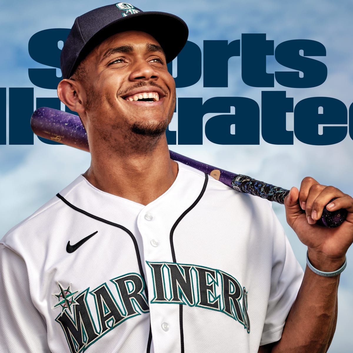 The Seattle Mariners are getting a new uniform look for spring training 