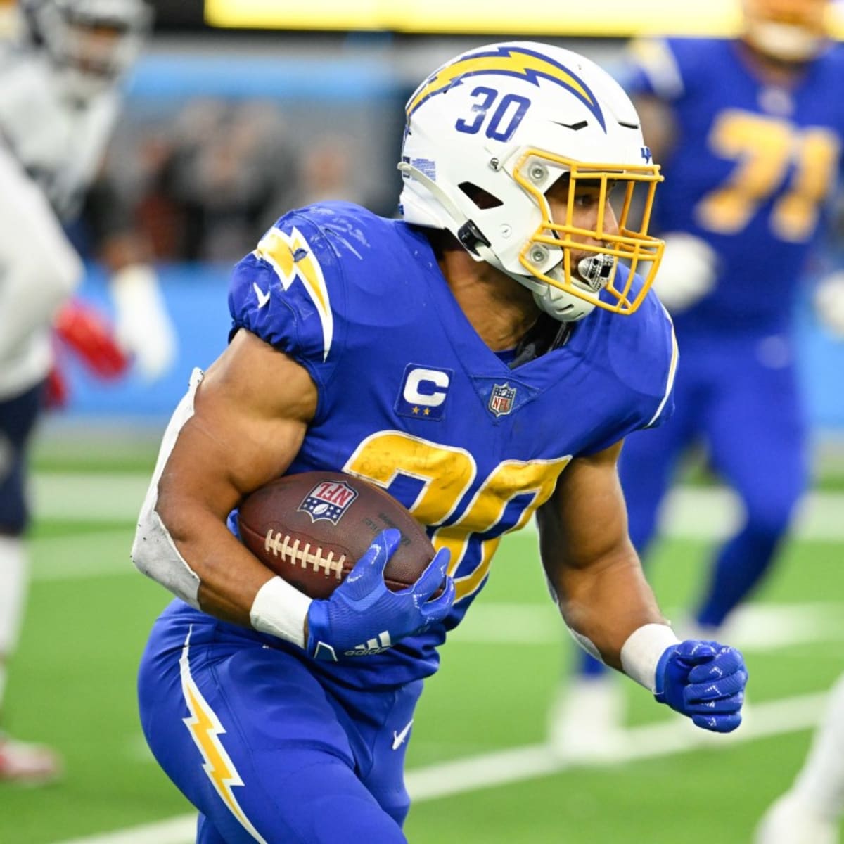 NFL Insider Confirms Austin Ekeler Prefers To Stay With Chargers, Deal  Could Take Months - Sports Illustrated Los Angeles Chargers News, Analysis  and More