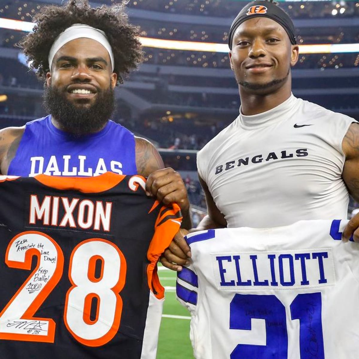 Dallas Cowboys Ex Ezekiel Elliott Signing with Bengals 'Looming Large,' Joe  Mixon Getting Cut? - FanNation Dallas Cowboys News, Analysis and More