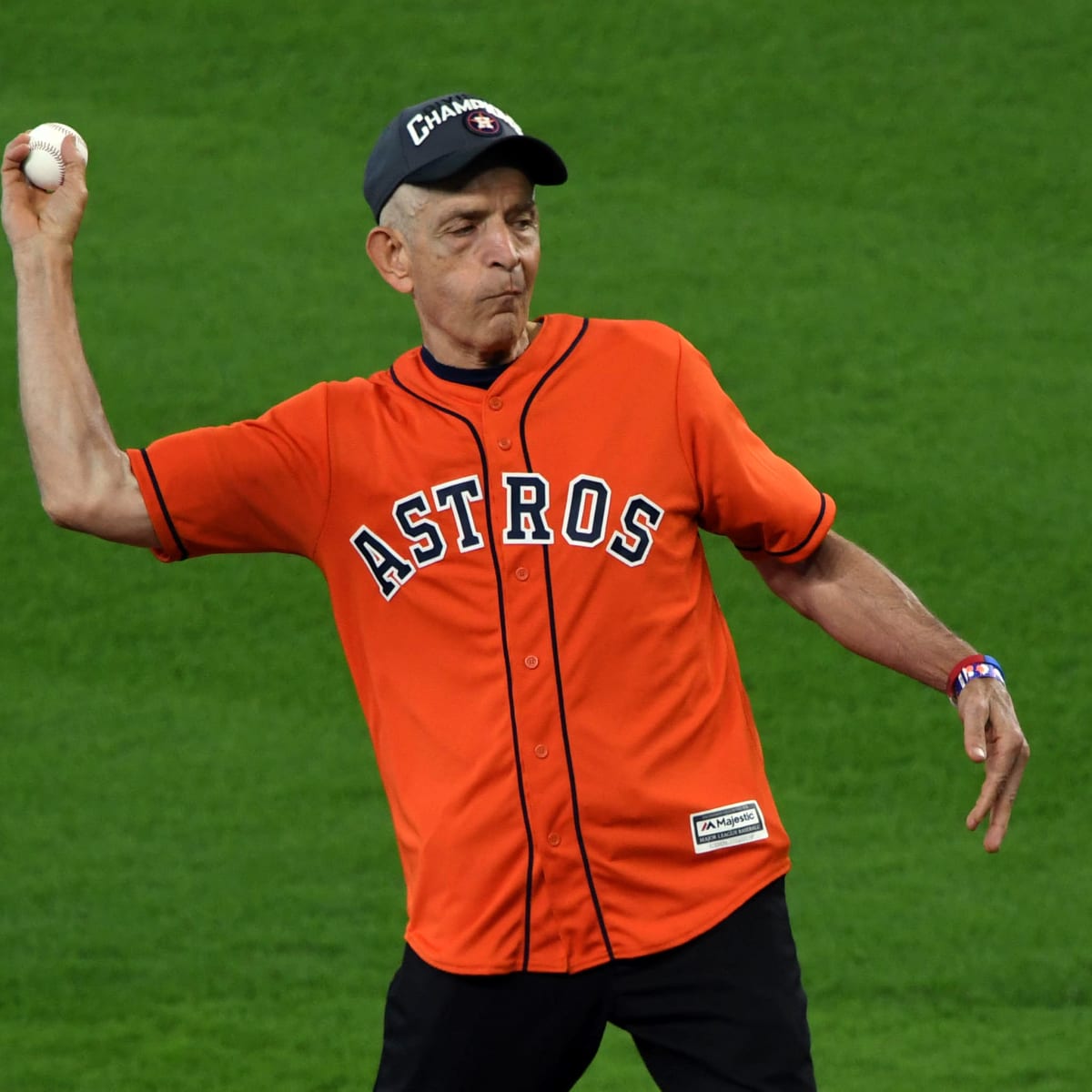 Mattress Mack Places Another Gargantuan Bet On Houston Astros Winning the  2023 World Series - Sports Illustrated Inside The Astros