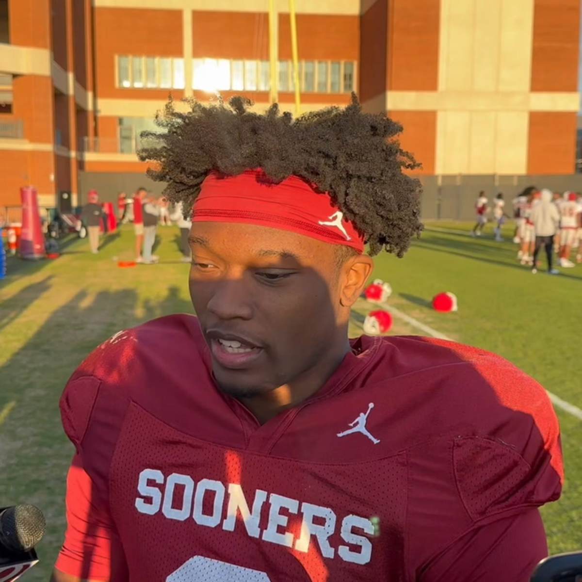 Oklahoma Freshmen: Getting a Jump on College Football — RB Jovantae Barnes  - Sports Illustrated Oklahoma Sooners News, Analysis and More