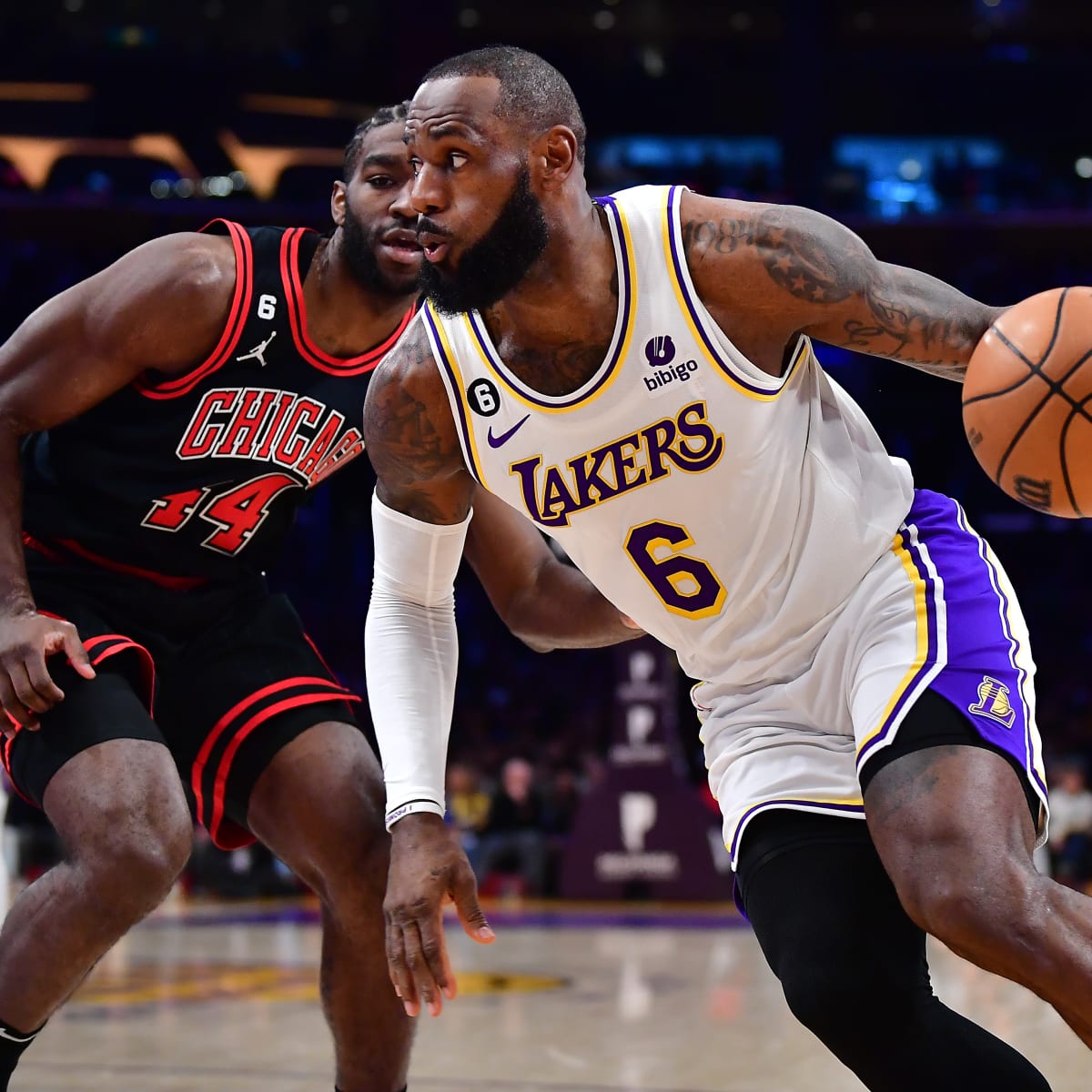 Lakers: LeBron James Questionable for Raptors Game Today - All Lakers