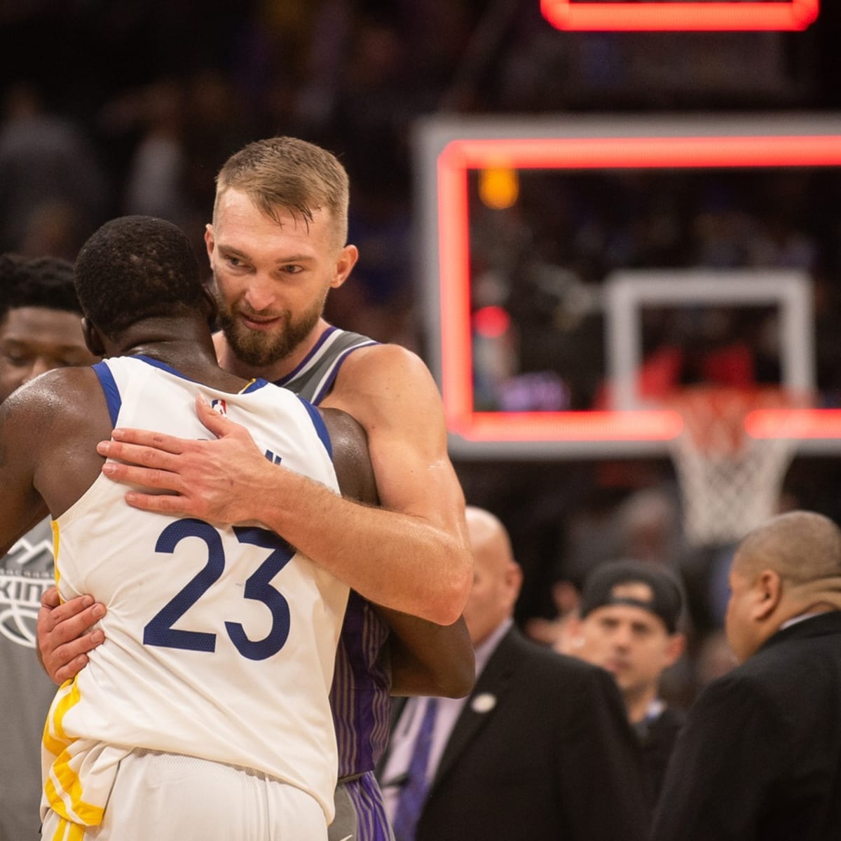 Warriors vs. Kings prediction, odds, time: 2023 NBA playoff picks, Game 1  best bets from model on 71-36 run 