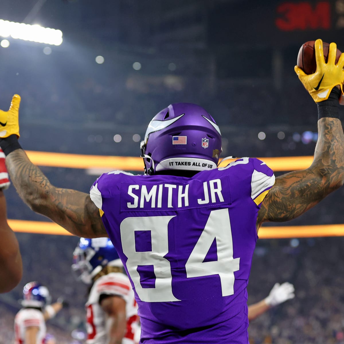 Calling it a 'new beginning,' Vikings' Irv Smith back from injury