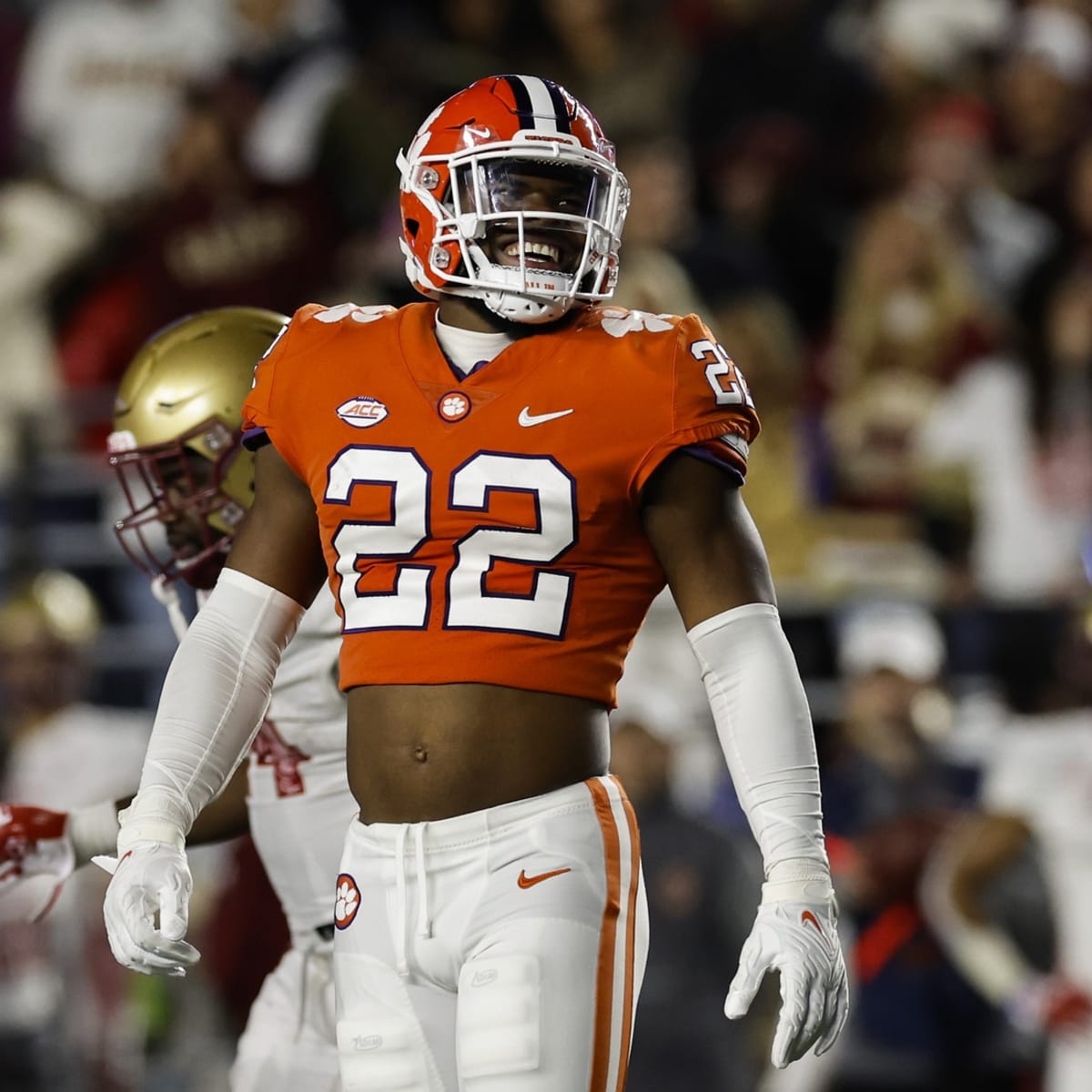 Denver Broncos Take Clemson LB Trenton Simpson in PFF Mock Draft - Sports  Illustrated Mile High Huddle: Denver Broncos News, Analysis and More