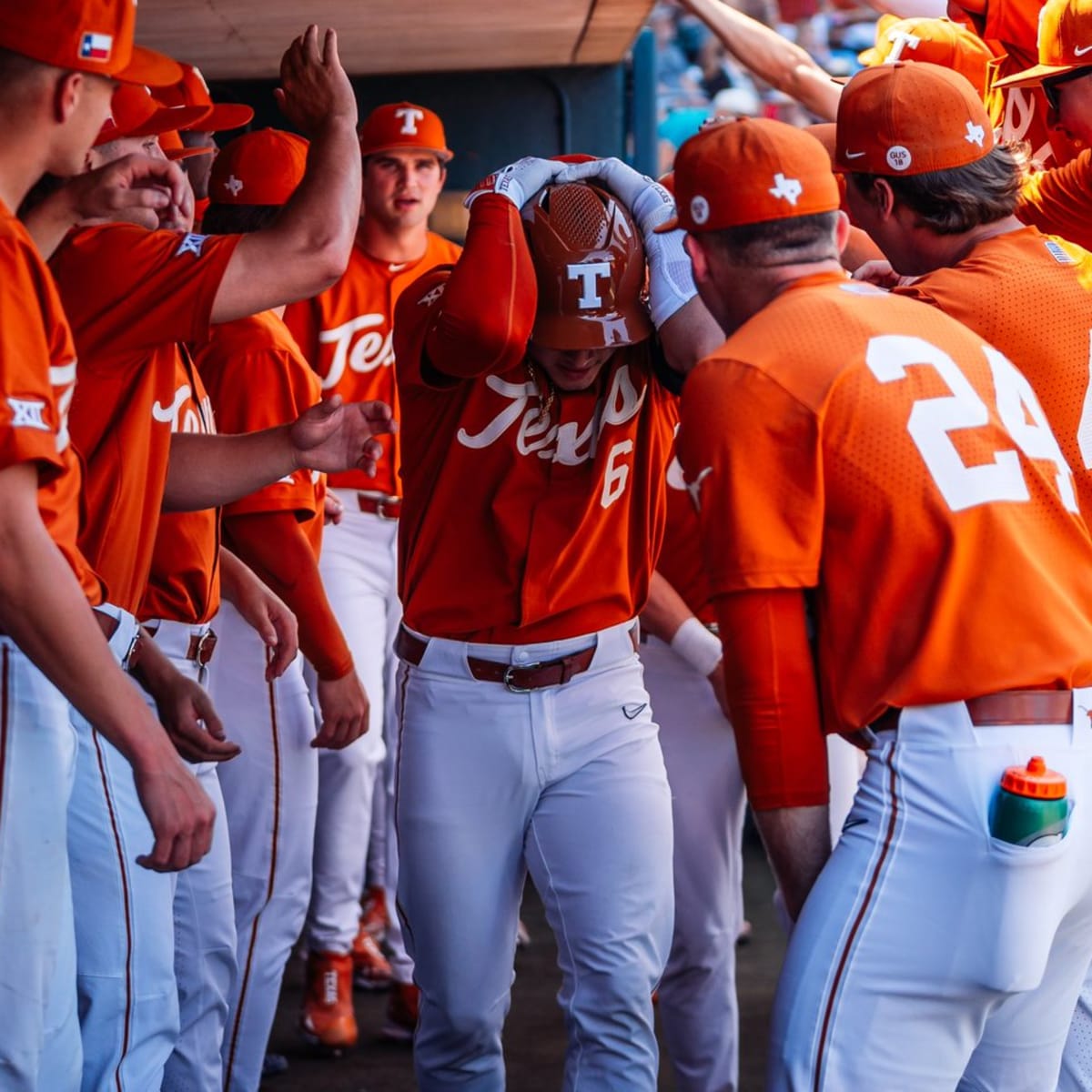 No. 2 Texas Longhorns Extend Baseball Winning Streak - Sports Illustrated Texas  Longhorns News, Analysis and More