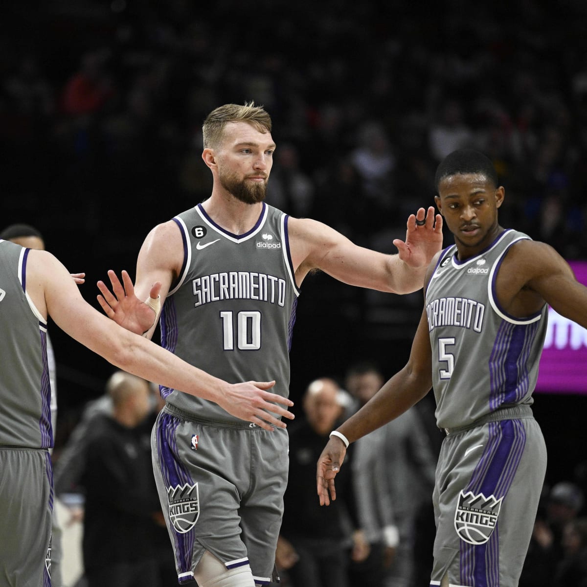 Kings poised to seize division and conference leads