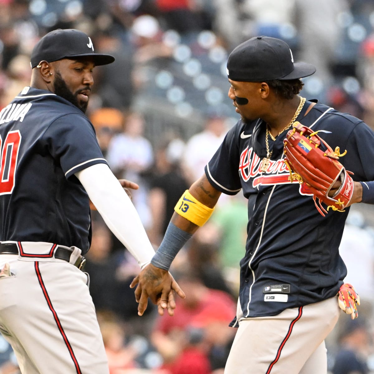 Braves News: Dereck Rodriguez gets the call, Braves fall 2-1, more -  Battery Power