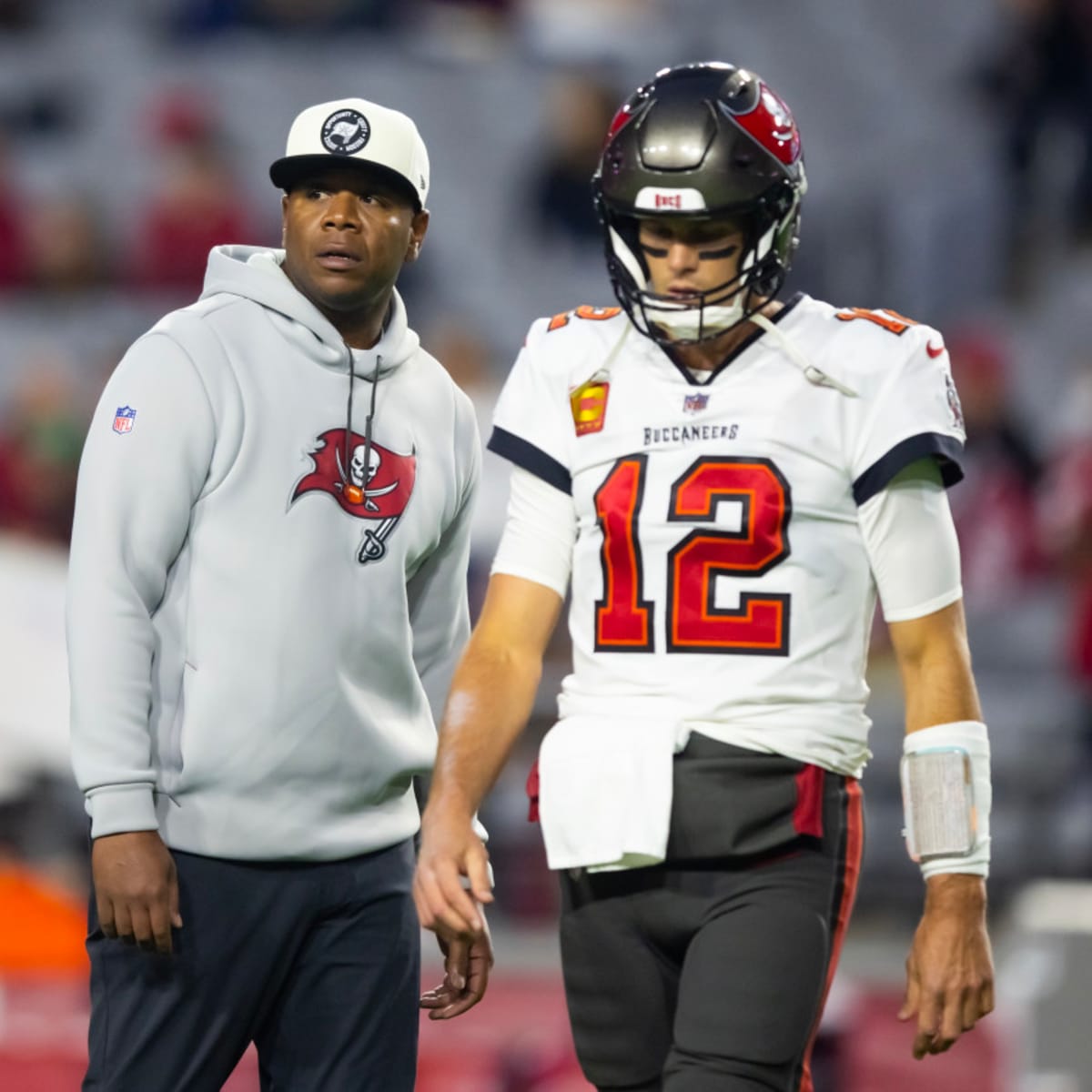 Buccaneers fire offensive coordinator Byron Leftwich - ESPN