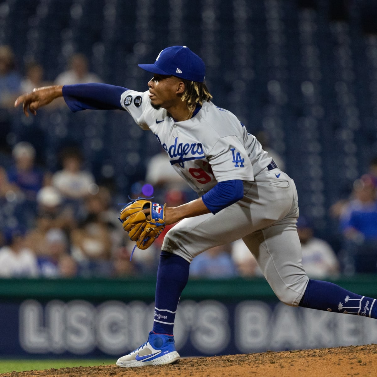 Edwin Ríos Thanks Dodgers Organization After Signing With Cubs