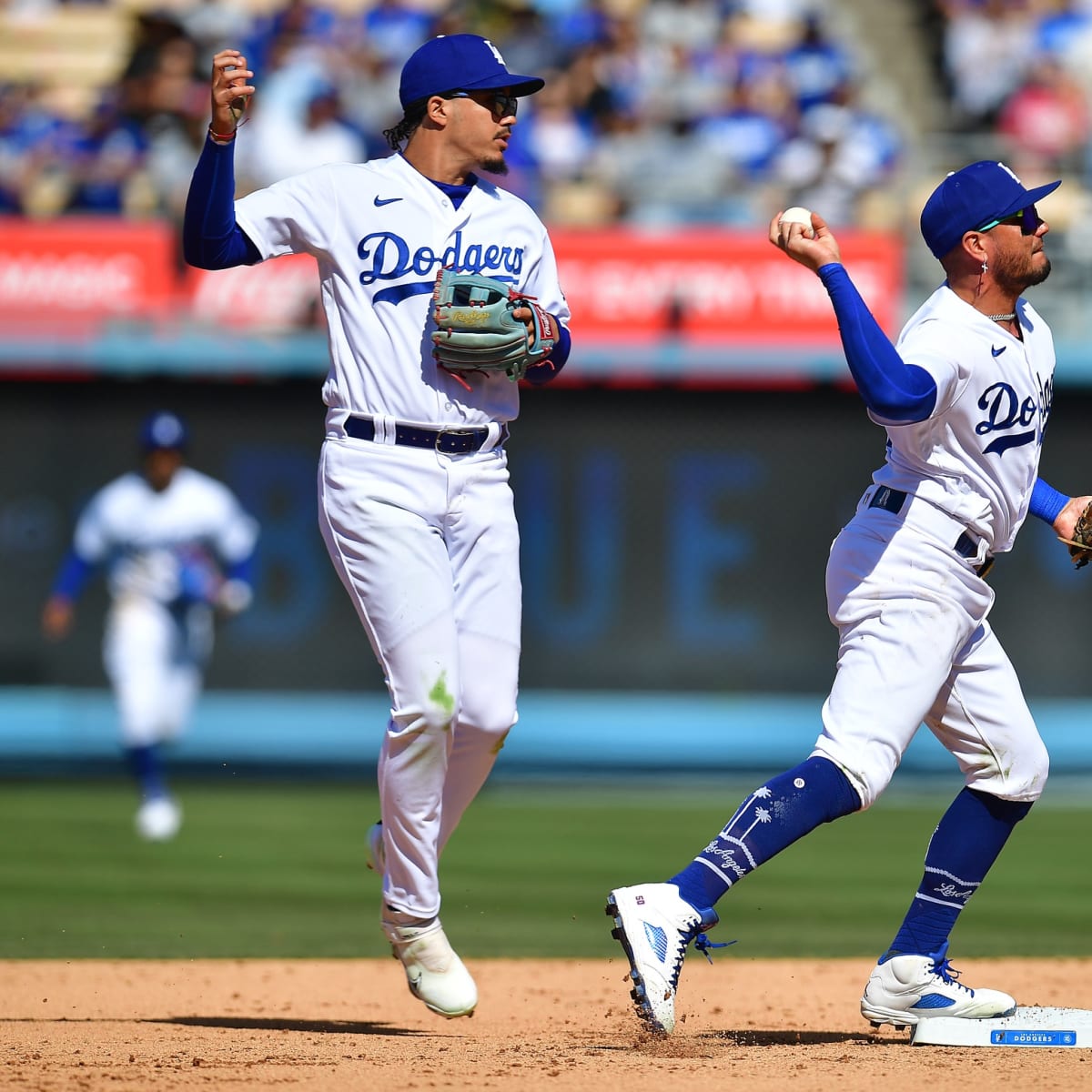 Gavin Lux gets 2-run double, Dodgers surge past Phils 5-4 - NBC Sports